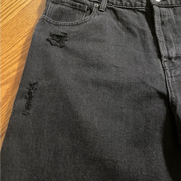 Bermuda button fly jean shorts - Picture 7 of 16